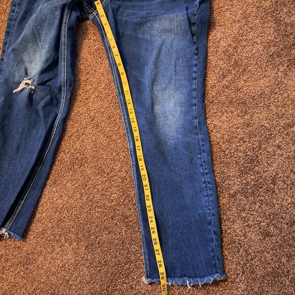 Silver Jeans Distressed Boyfriend Jeans W/Embroidered Pockets Western Glove Work - Picture 9 of 9